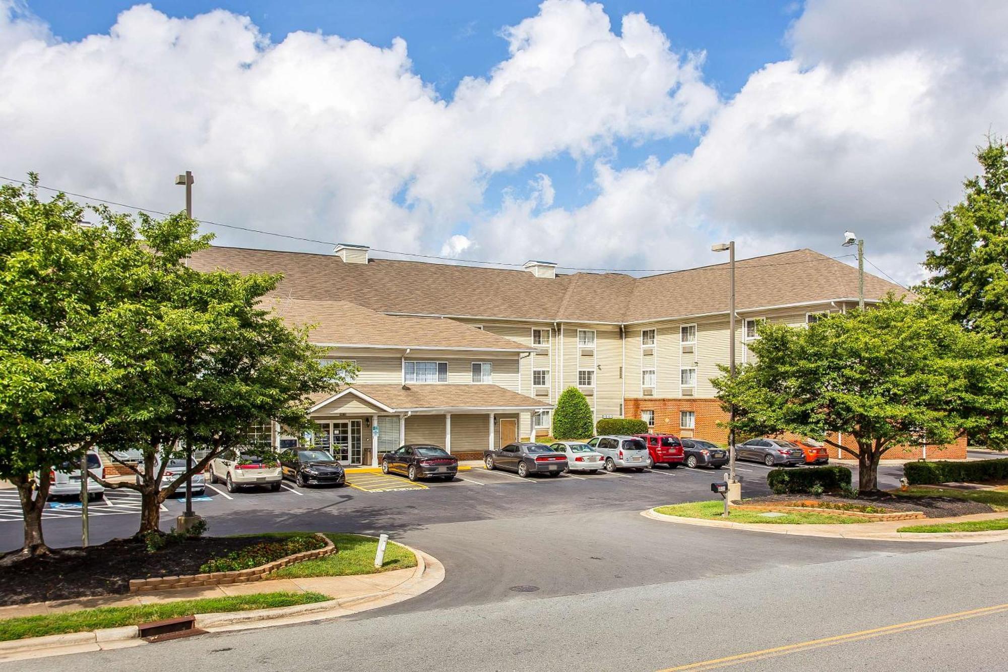 Suburban Studios Near University Of North Carolina-Charlotte Kültér fotó